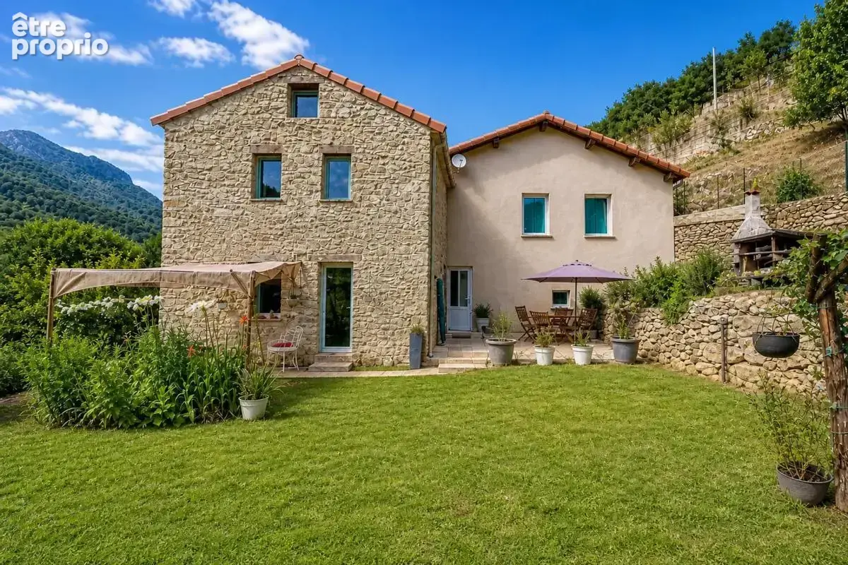 Maison de 5 pièces de 130 m² à Py (66360) - photo 4