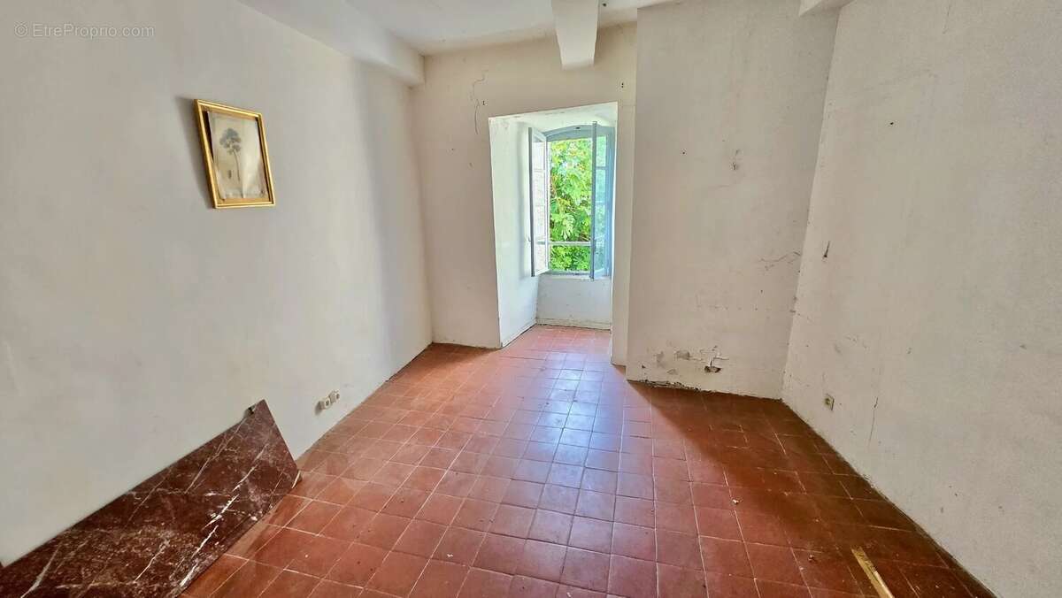 Maison à ESPONDEILHAN