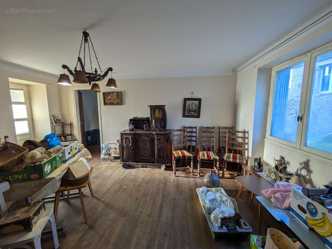 Maison à CLEGUER