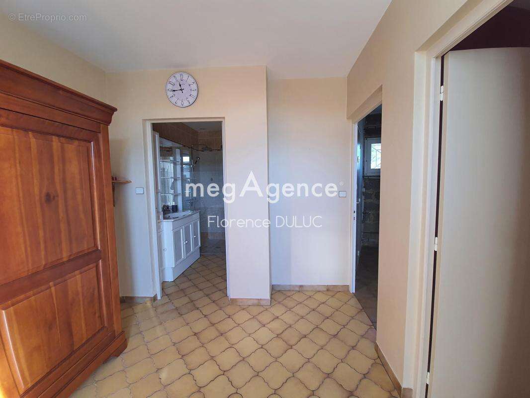 Charentaise de charme avec veranda, piscine, garage - photo 16