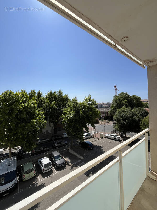 Appartement à PORT-DE-BOUC