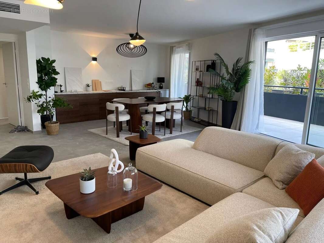 Appartement à NICE