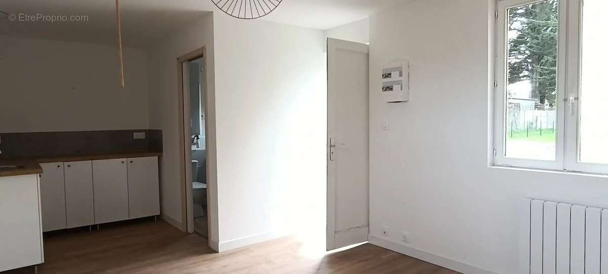 Maison à BAZOUGES-LA-PEROUSE