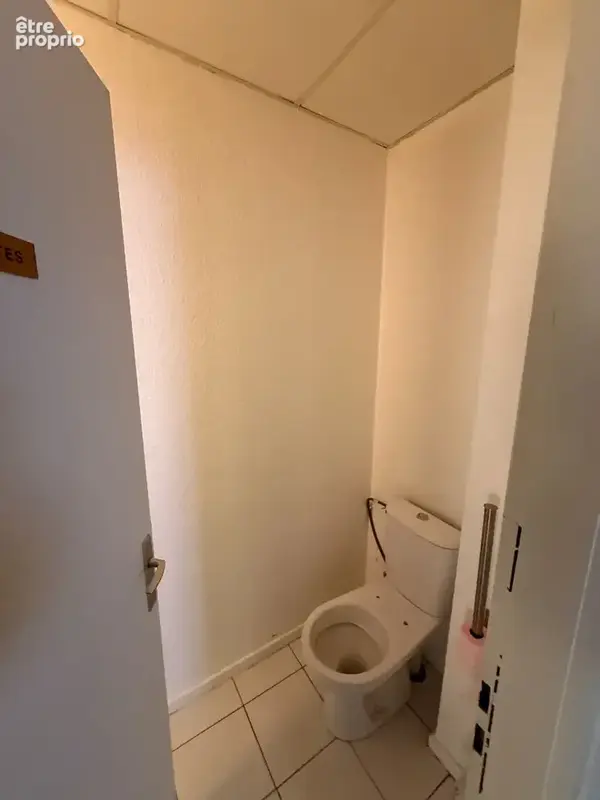 Local 74m² Strasbourg  Centre - photo 6