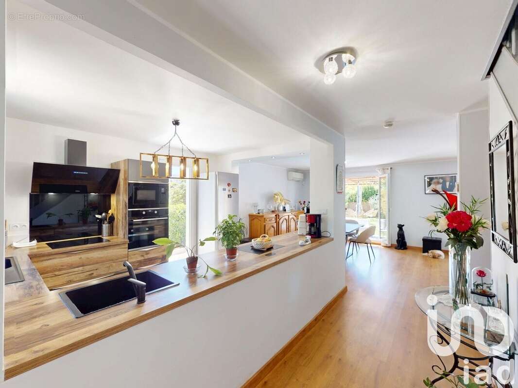 Photo 3 - Maison à MARSEILLE-11E