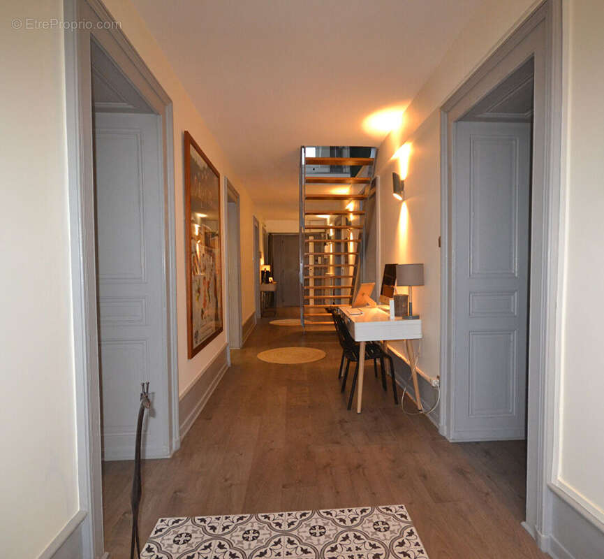 Appartement à AIX-LES-BAINS