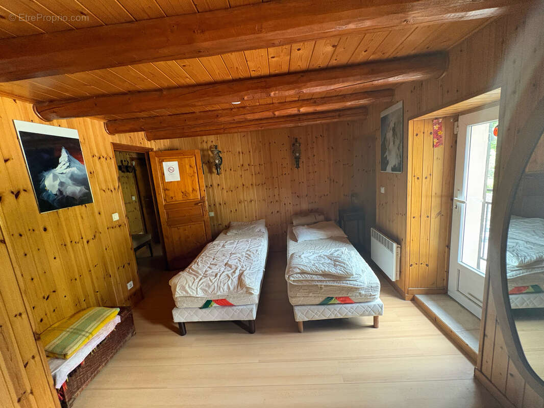 charmante maison avec jardin privatif et garage  à Vievola - photo 14