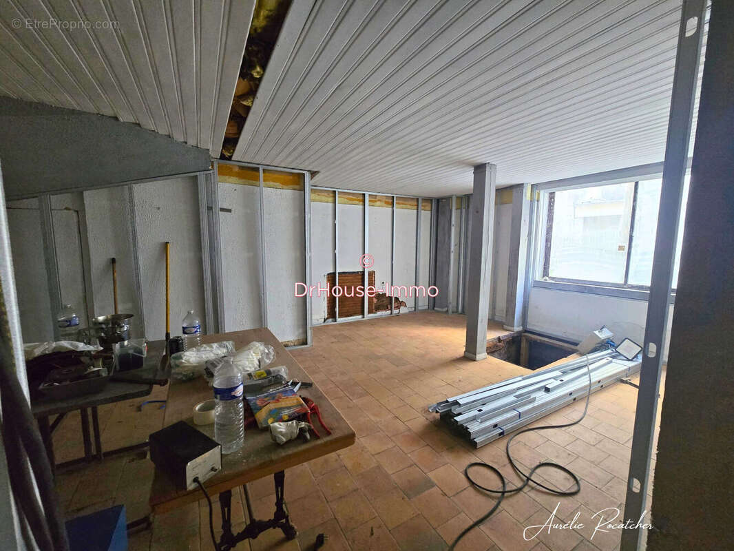 Commerce 110 m² à Dieppe  - photo 4