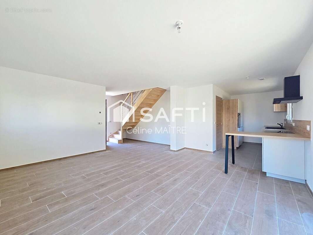 Maison 98 m² à Etercy  - photo 4