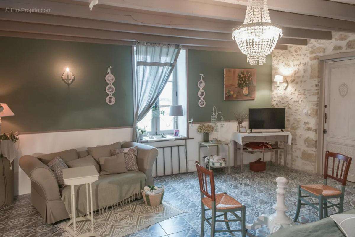 Maison à SAUVETERRE-DE-GUYENNE