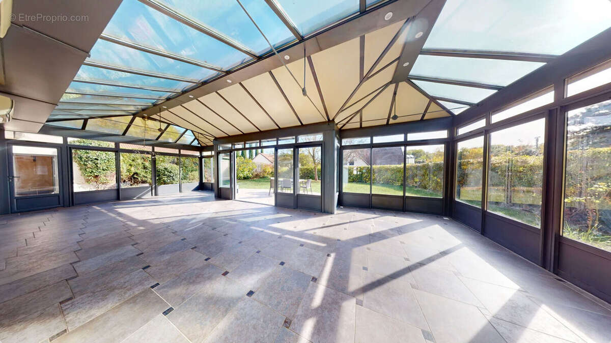 Maison à CHAMPS-SUR-MARNE