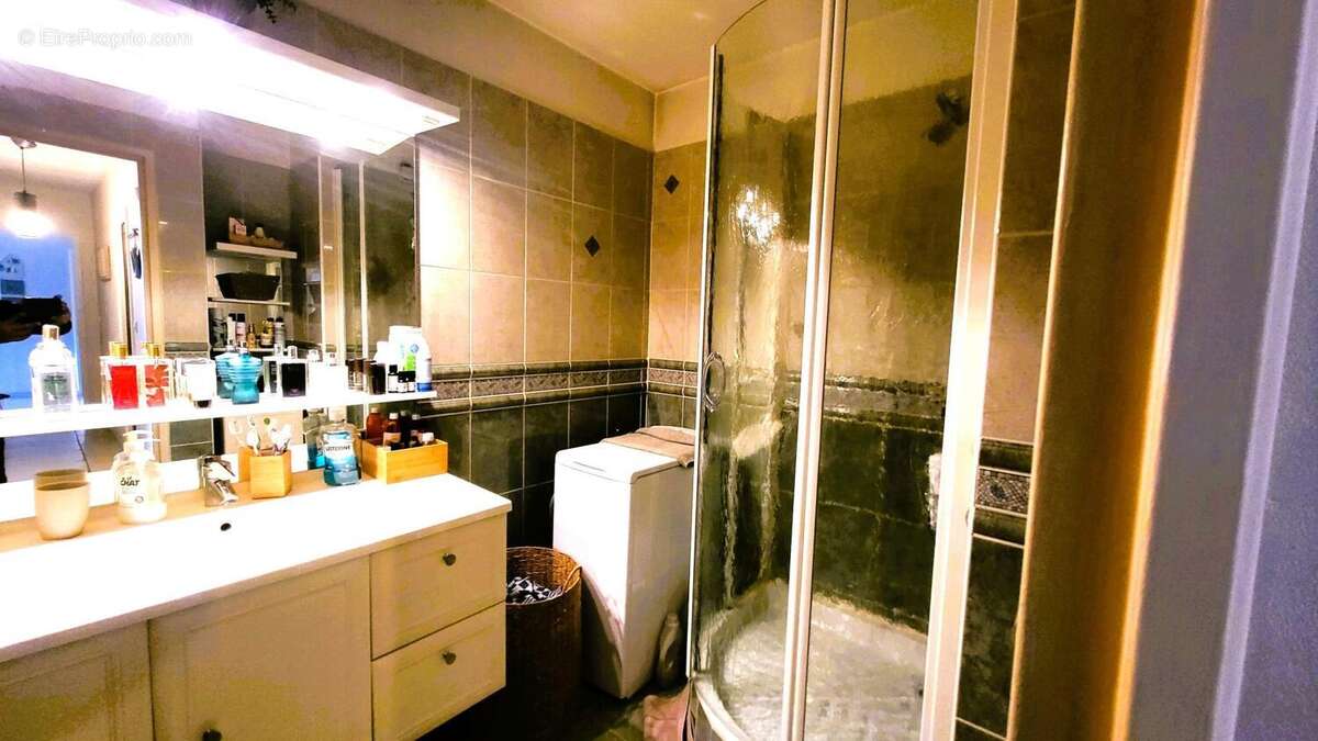 Photo 8 - Appartement à MARSEILLE-10E
