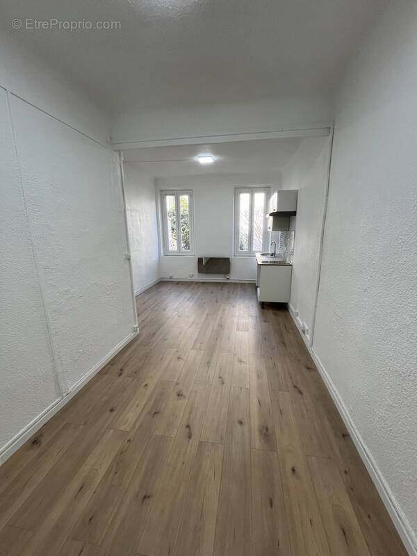 Appartement à MARSEILLE-6E