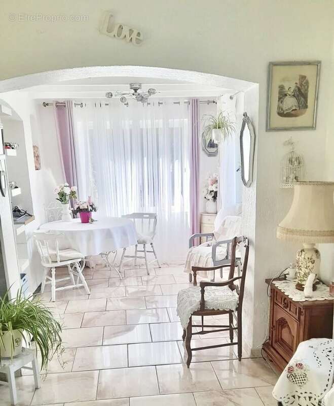 Maison à FORCALQUEIRET