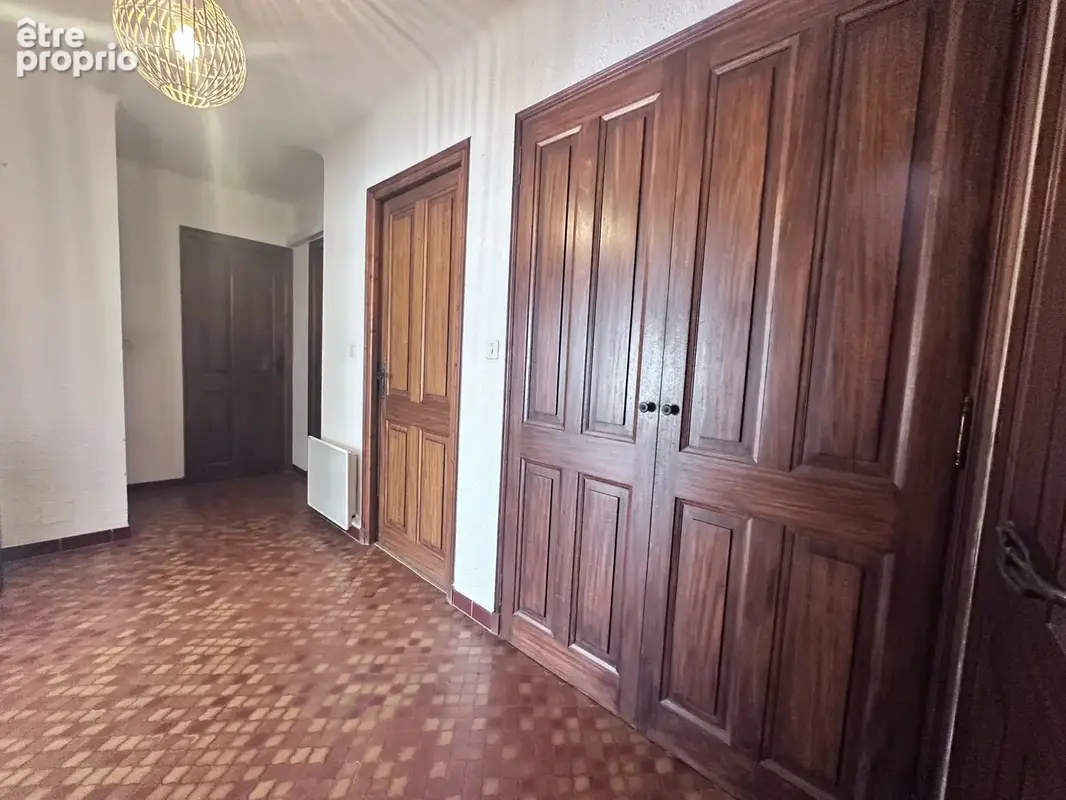 Port-Vendres : Duplex T4 balcon garage - photo 6