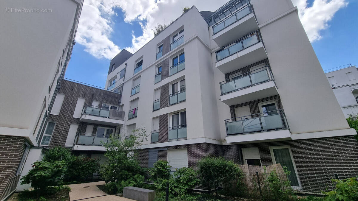 Appartement à ROSNY-SOUS-BOIS
