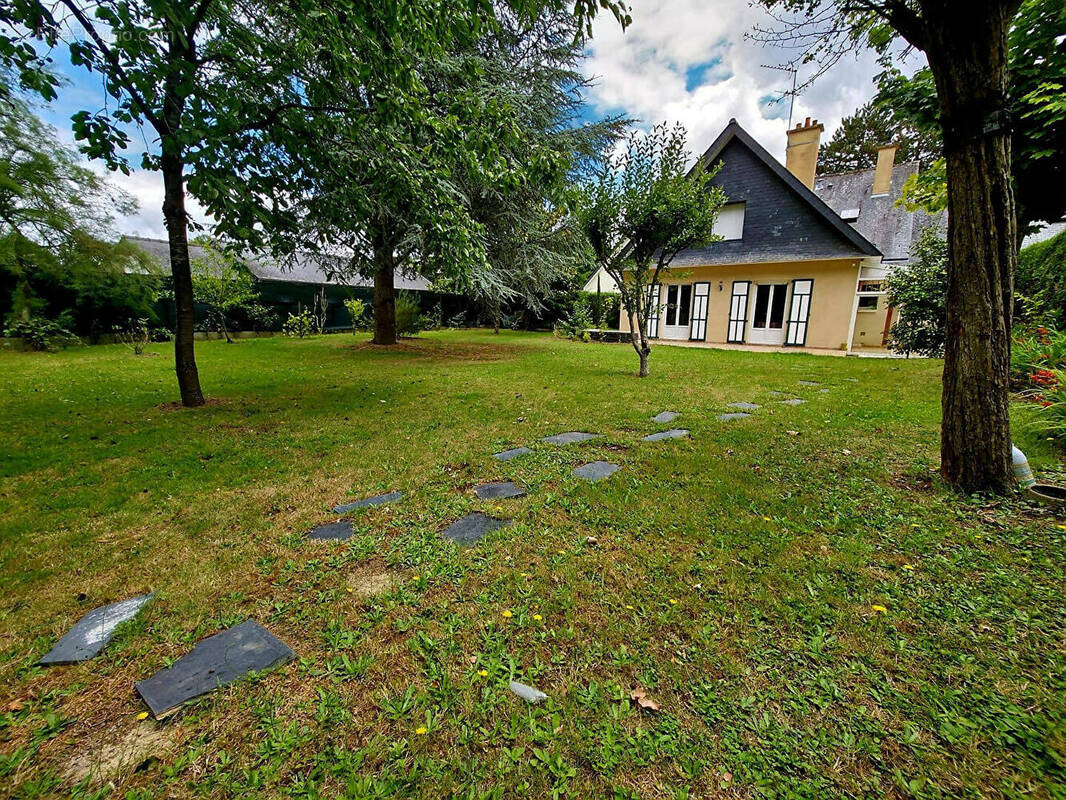 Maison à LE RHEU
