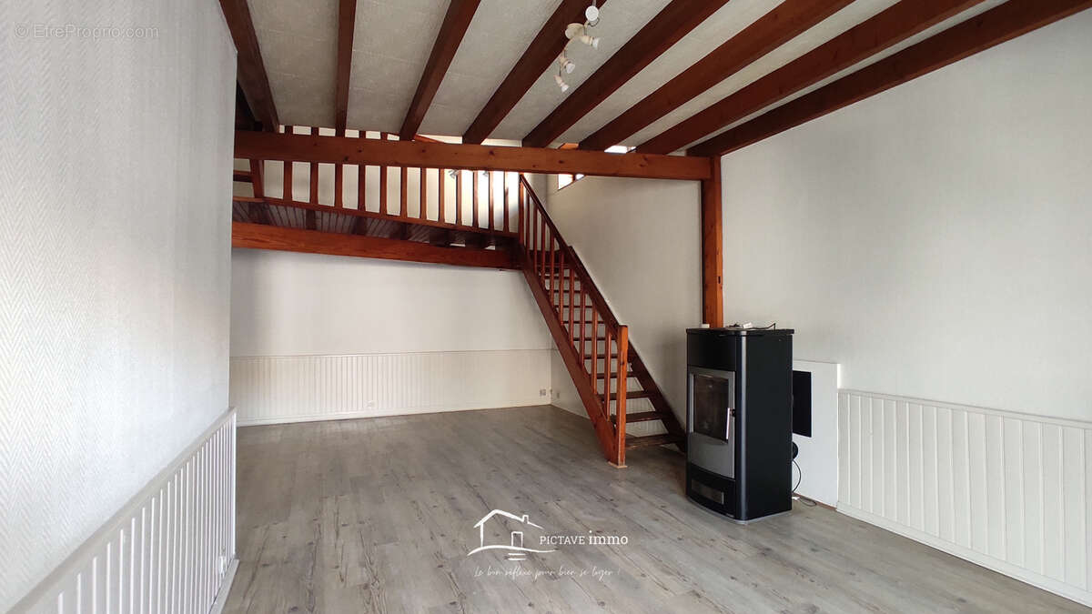 Appartement à LUSIGNAN