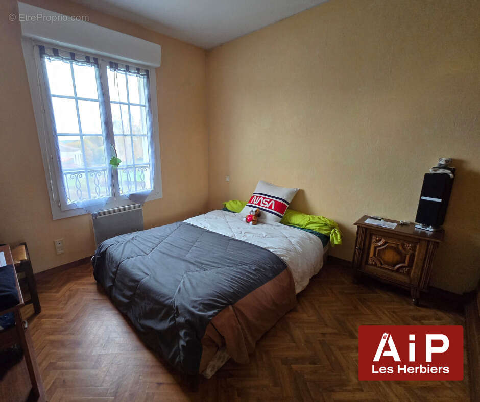 Maison à LE BOUPERE