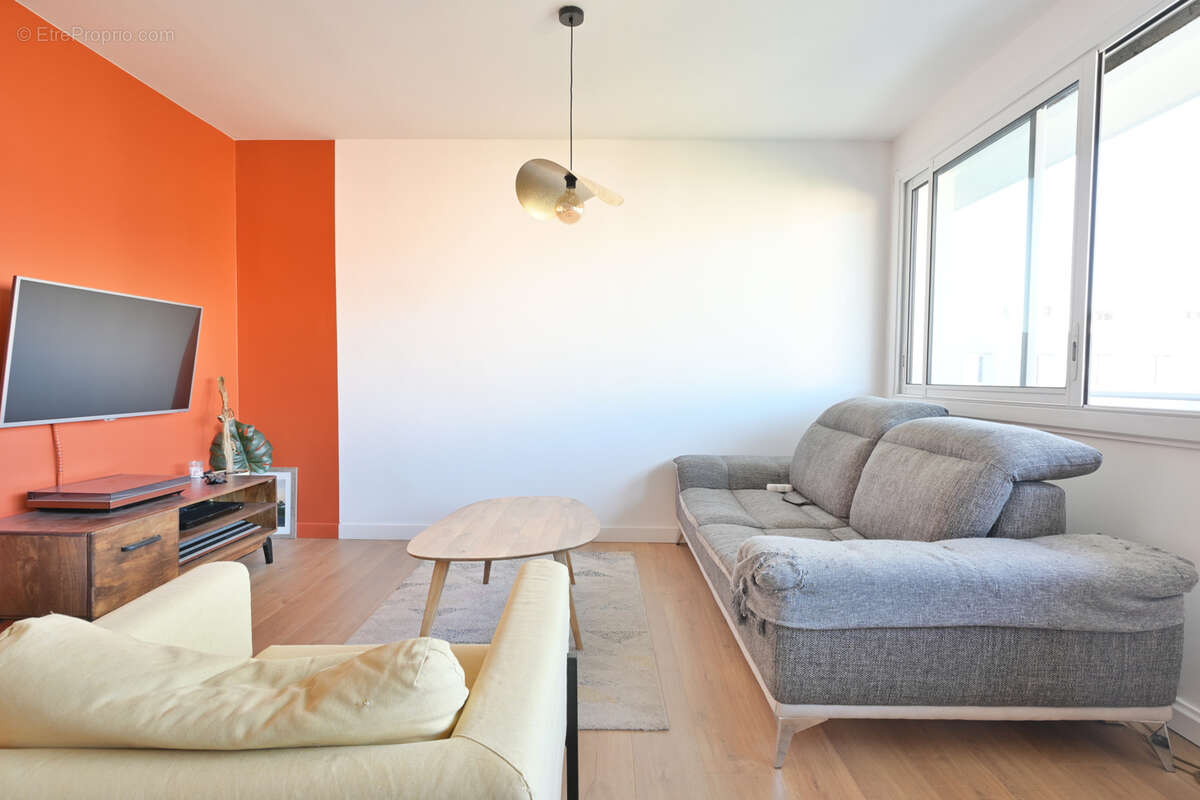 Appartement T3 lumineux avec balcon, garage et cave à proximité du Stade Marcel-Michelin - photo 4