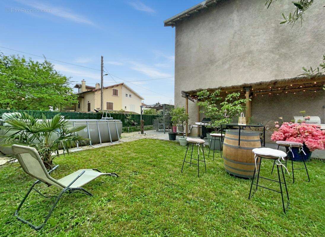 Appartement à GIVORS