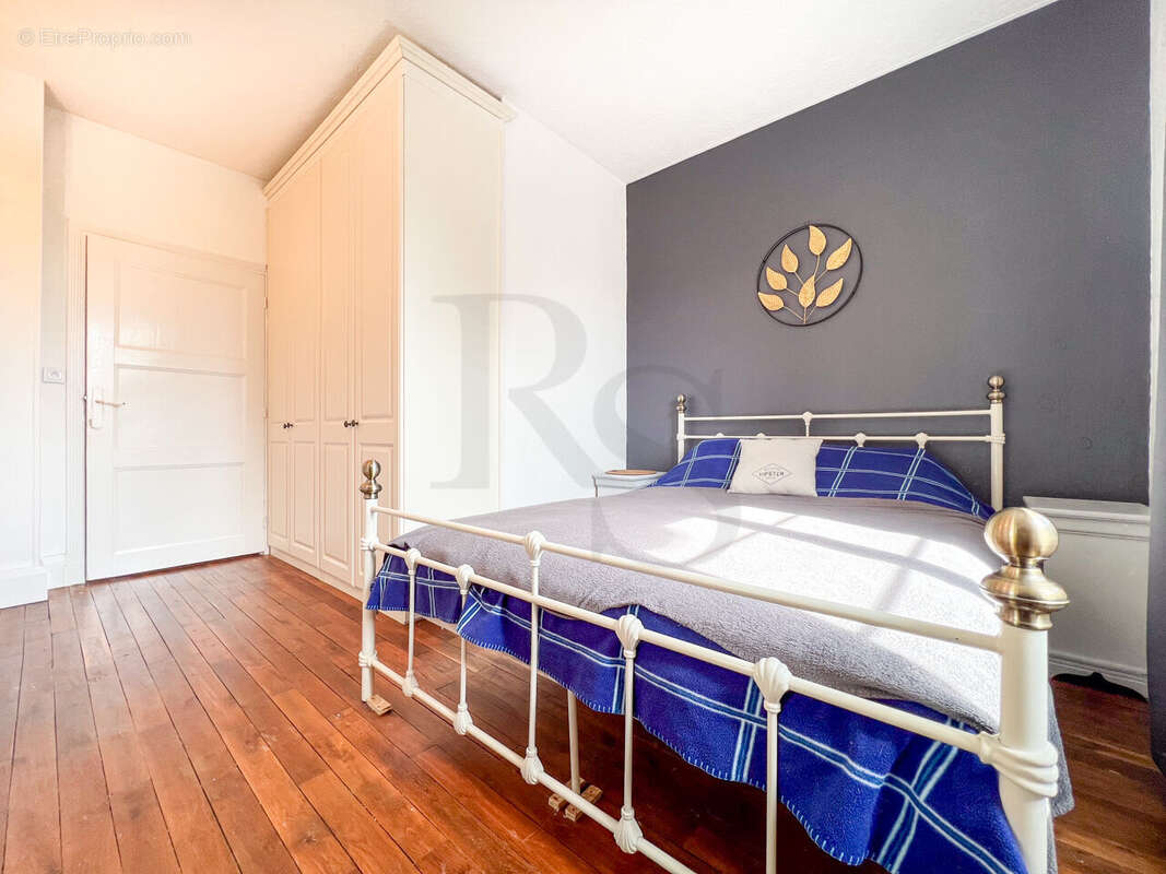 Maison à JOUE-DU-BOIS