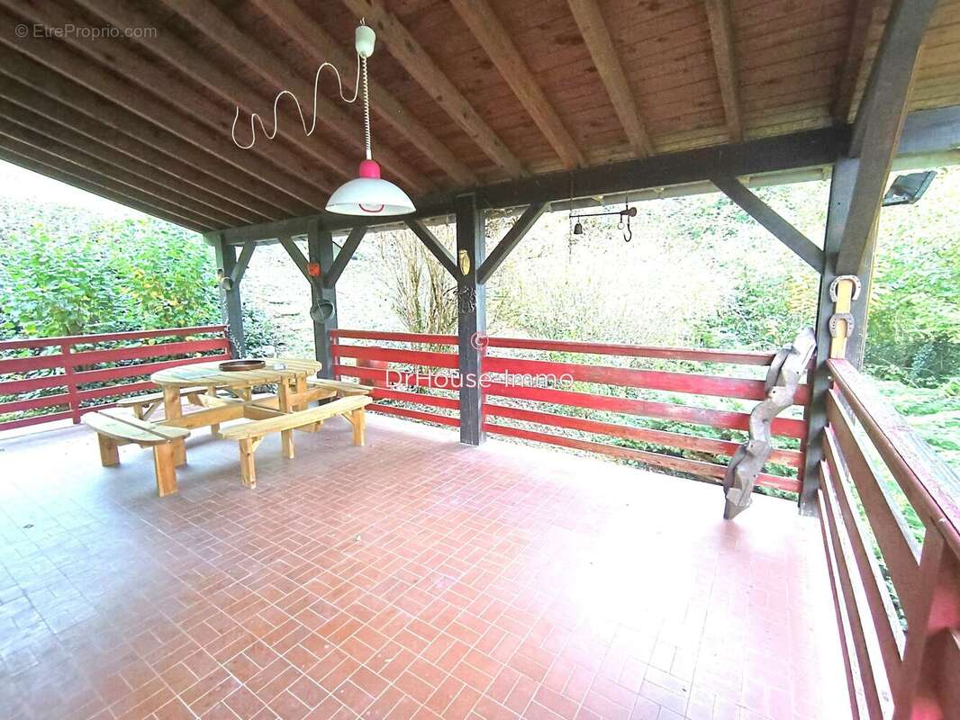 Maison à SAINT-JUST-DE-CLAIX