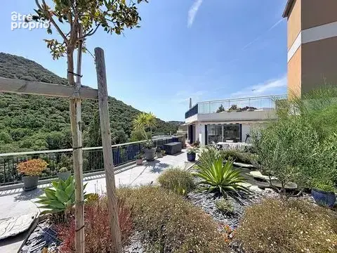 Appartement 110 m² à Mandelieu-La-Napoule  - photo 2