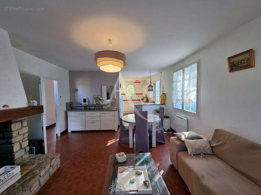 Maison à NOTRE-DAME-DE-RIEZ