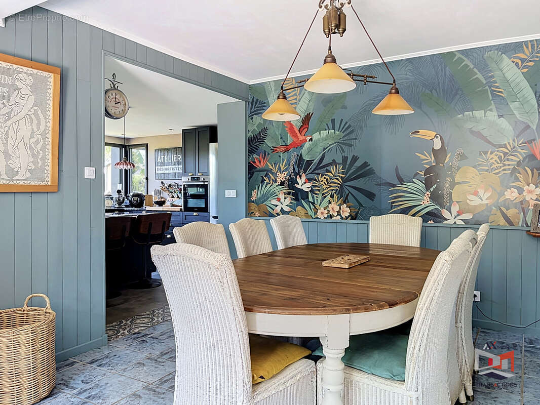 PLOUGRESCANT : Maison contemporaine avec jardin paradisiaque et piscine - photo 5