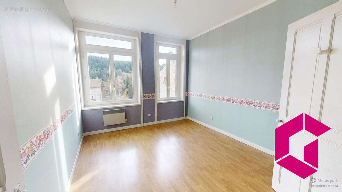 Maison à LA SEAUVE-SUR-SEMENE