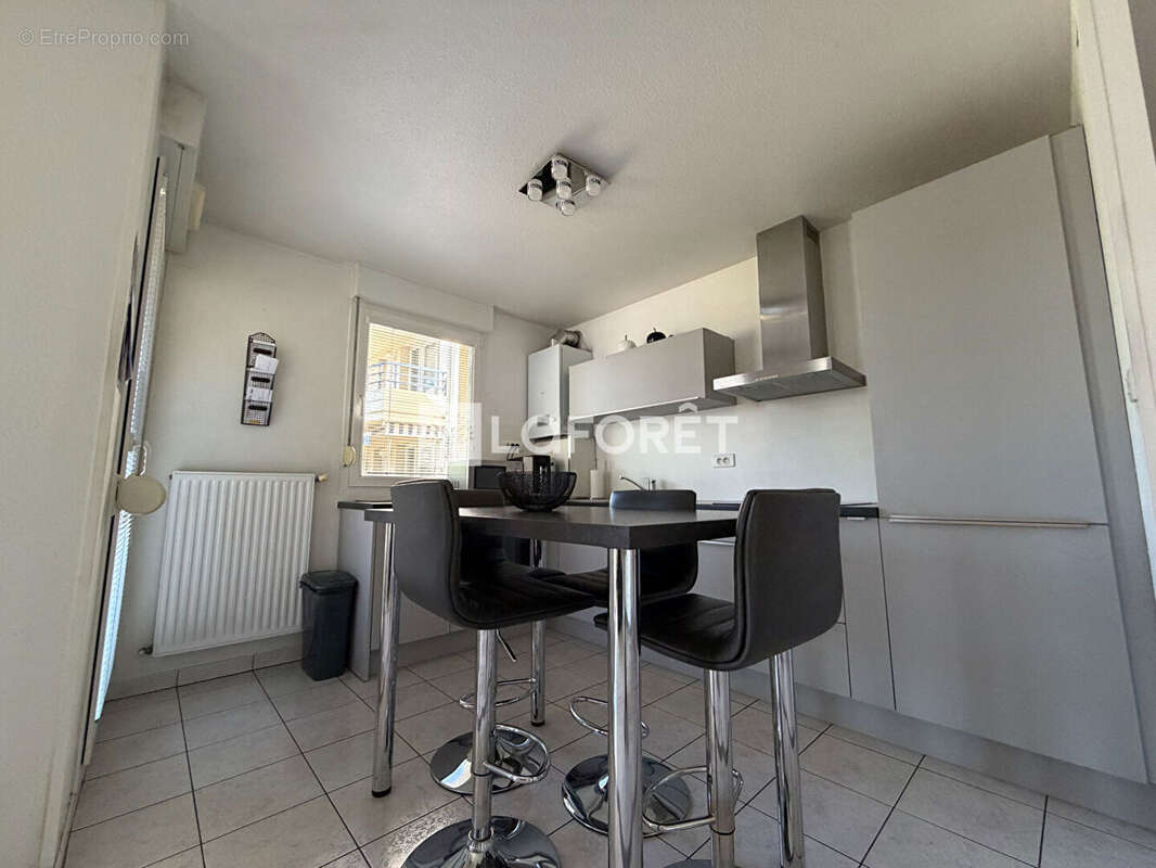 Appartement Saint Louis 4 pièce(s) 82.64 m2 - photo 4