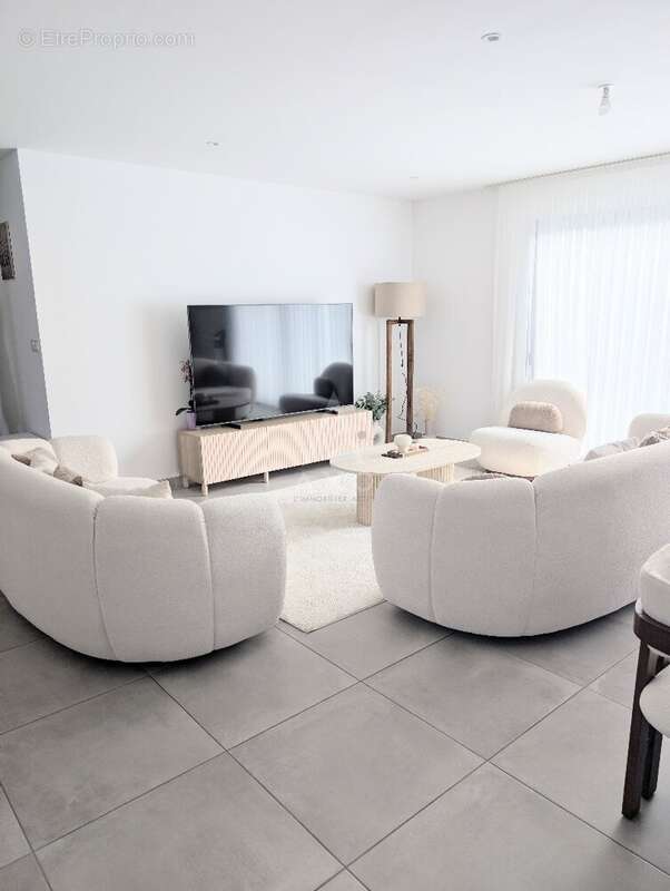 Maison à SAINT-ANDRE-DE-ROQUELONGUE