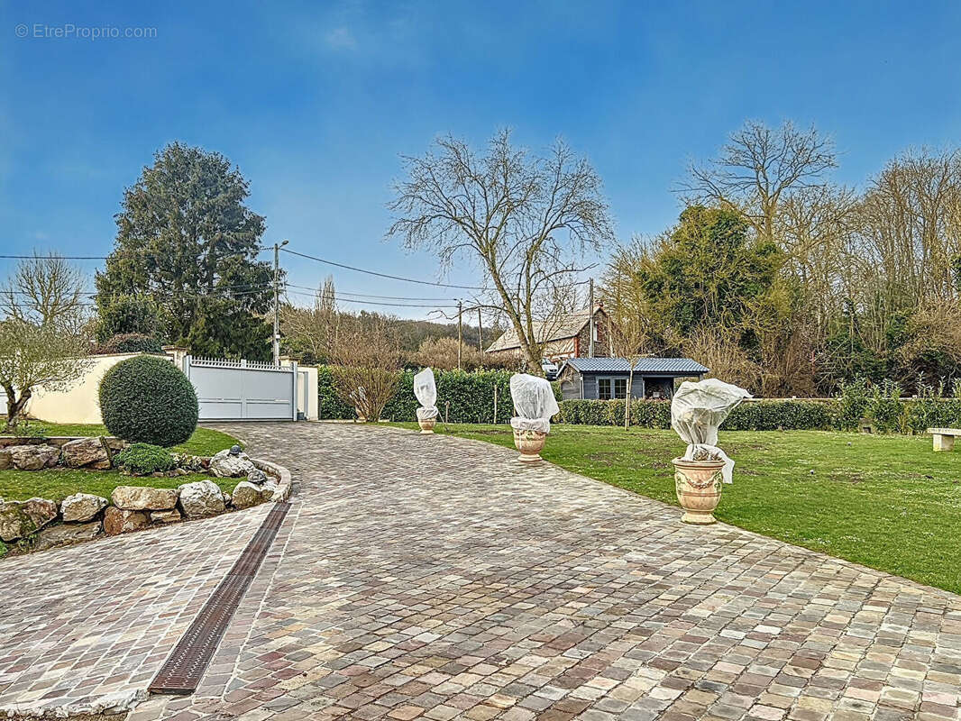 Maison à ROISSY-EN-FRANCE