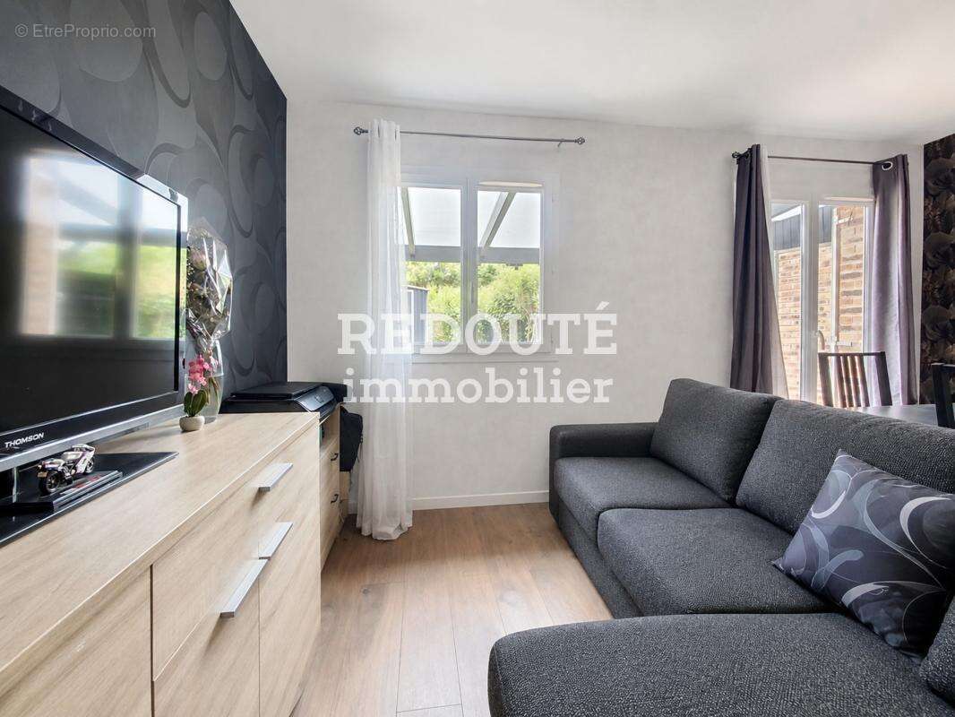 Muizon – maison renovee avec fort potentiel d'evolution - photo 6