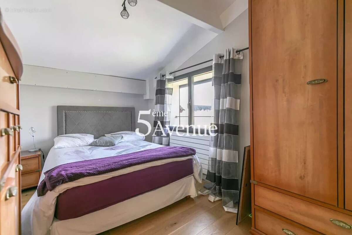 Maison à SAINT-MAUR-DES-FOSSES