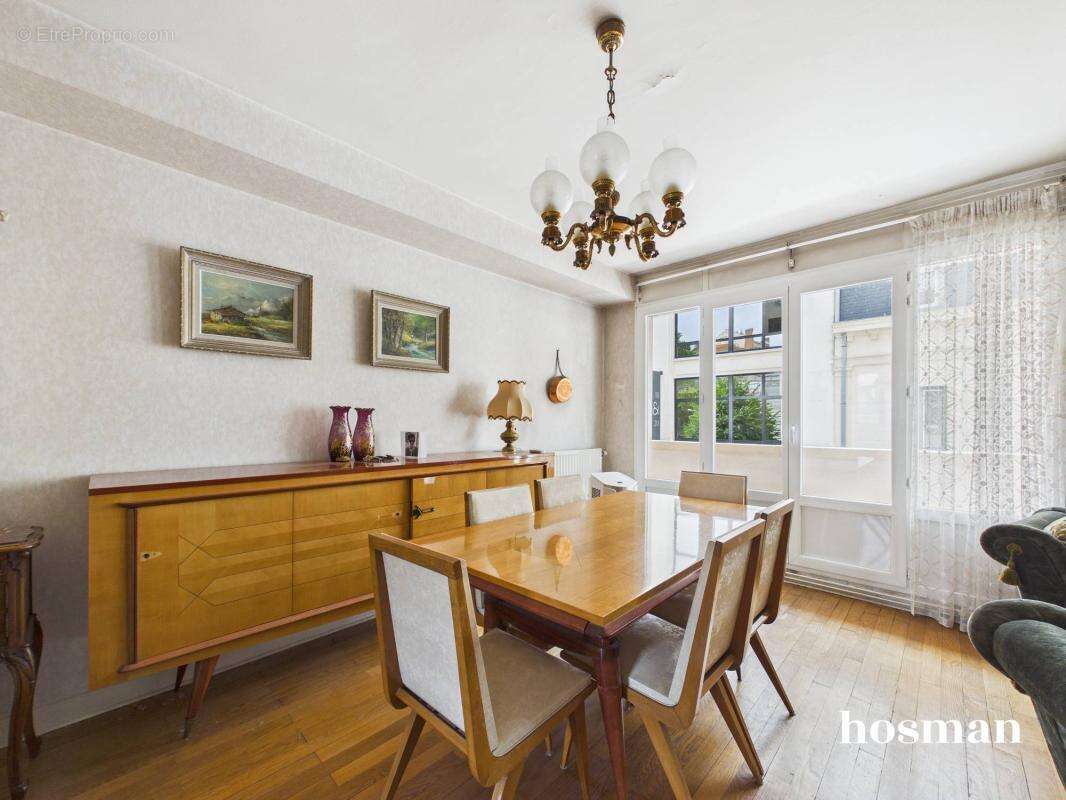 Coeur 6 eme arrondissement : Appartement 4 pièces de 80 m² - Idéalement situé Rue Tronchet, Lyon avec balcon et parking - photo 5