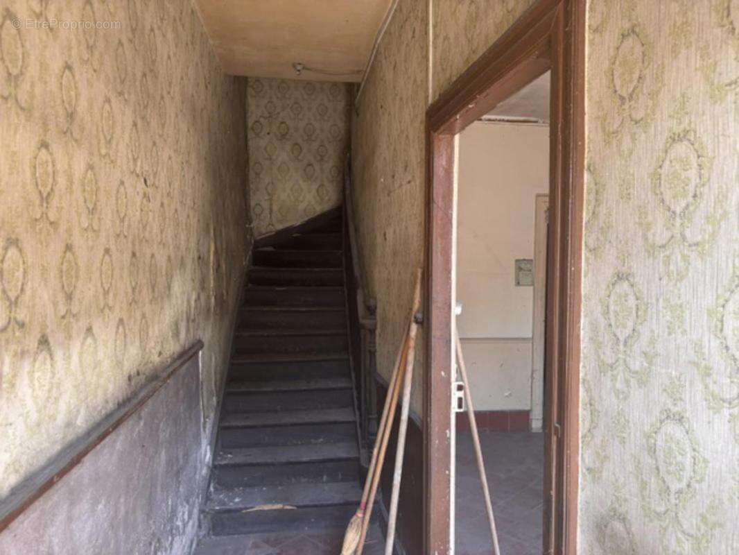 Maison de ville à rénover - photo 14