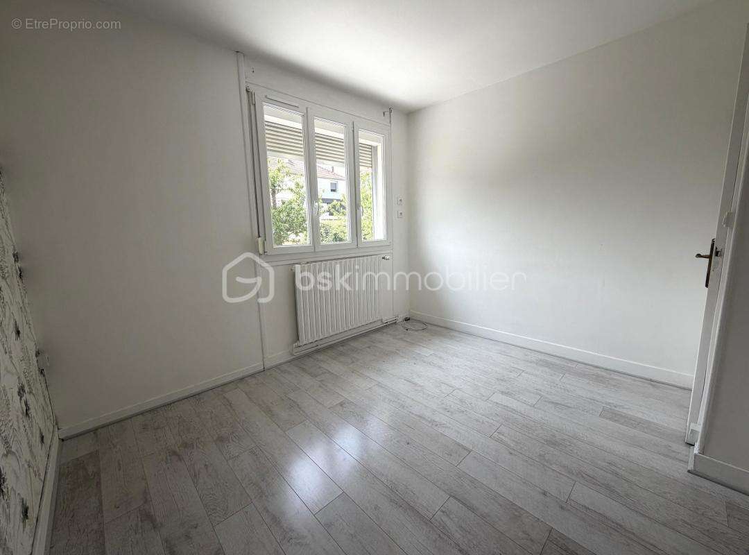 Maison familiale 4 chambres, jardin et garage - photo 11