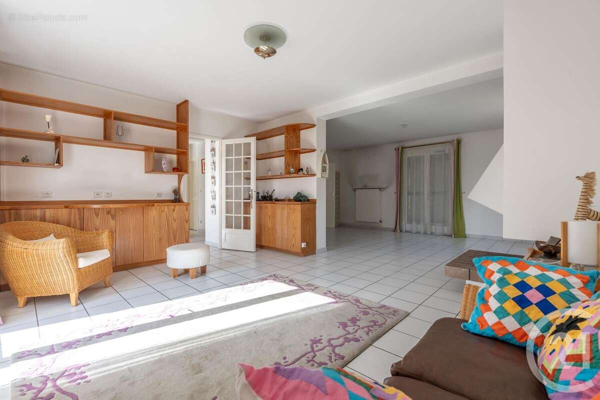 Maison 147 m² à Thorigny-Sur-Marne  - photo 3