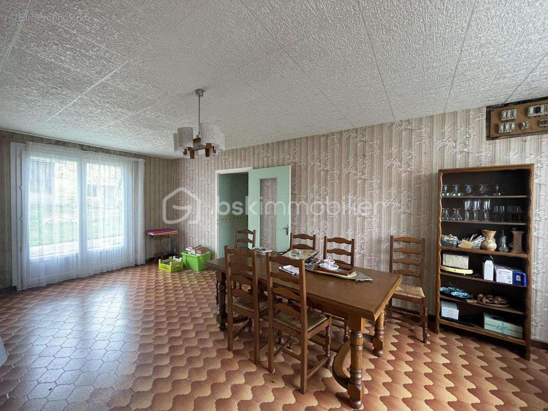 Maison à WASSY