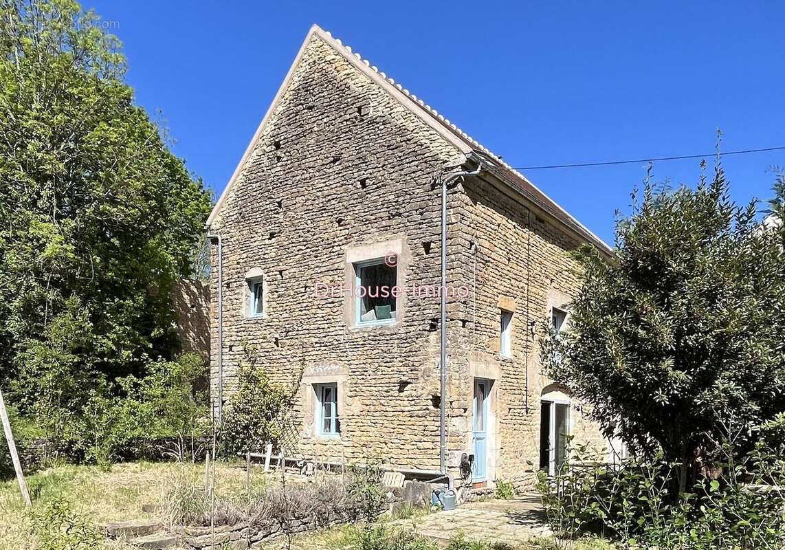 Maison à VEZELAY