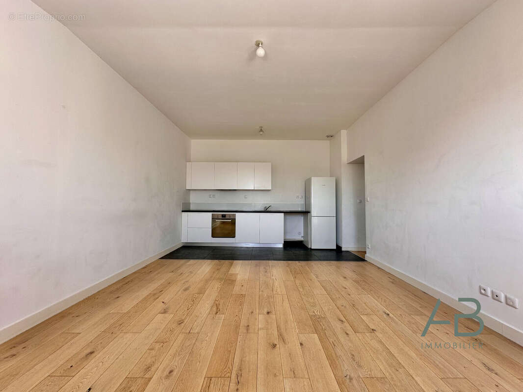 Appartement 59 m² à Lille  - photo 2