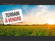 Terrain à BLARU