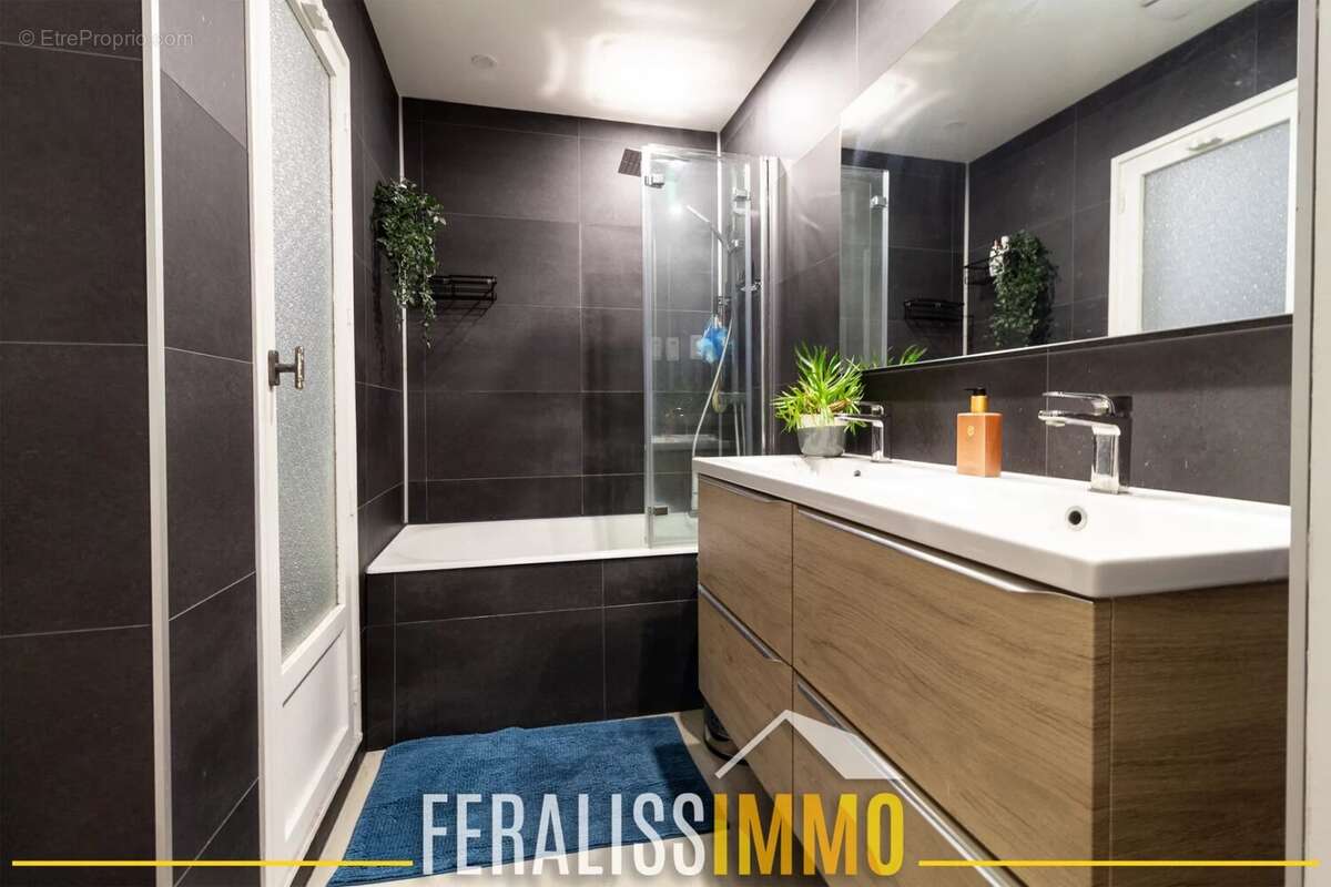 Appartement à SAINT-OUEN-L&#039;AUMONE