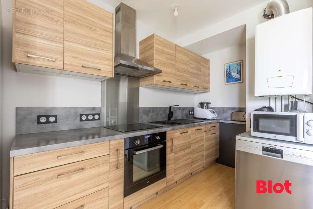 Appartement à SAINT-ERBLON