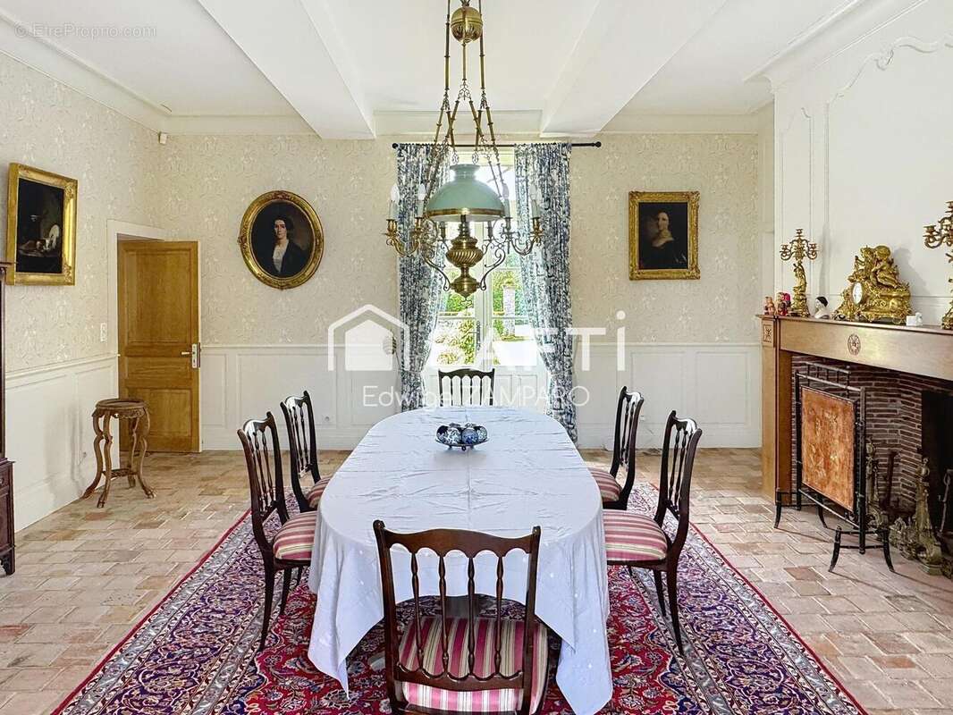 Maison 304 m² à La Chapelle-Montbrandeix  - photo 6