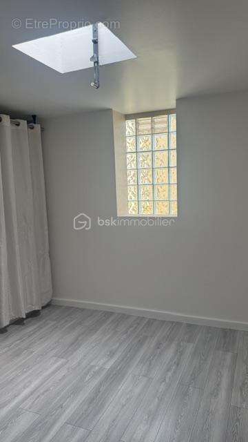 Au cœur du village, maison de caractère avec terrain de 384 m² - photo 9