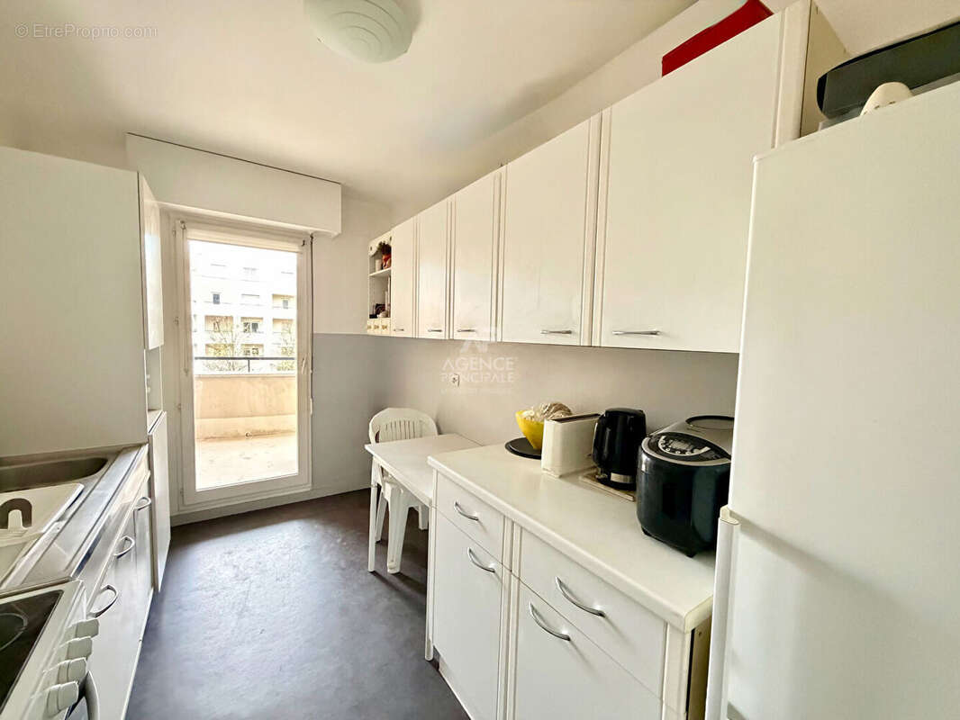 Appartement Ermont 4 pièce(s) 79.95 m2 - photo 4