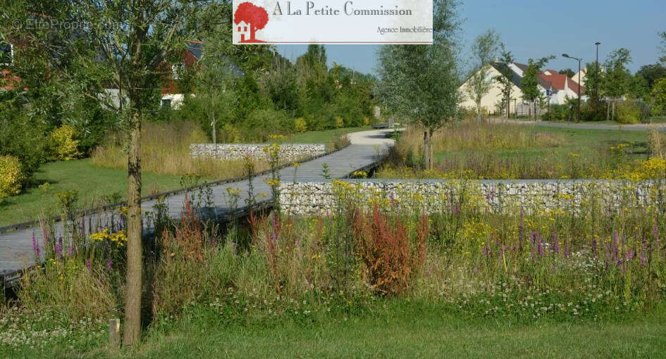 Terrain à SAINT-GEORGES-SUR-EURE